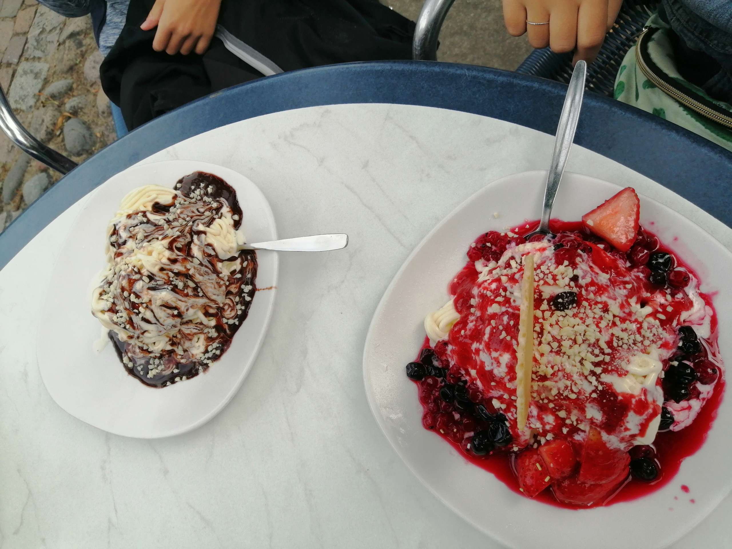 Eis essen in Burg auf Fehmarn 