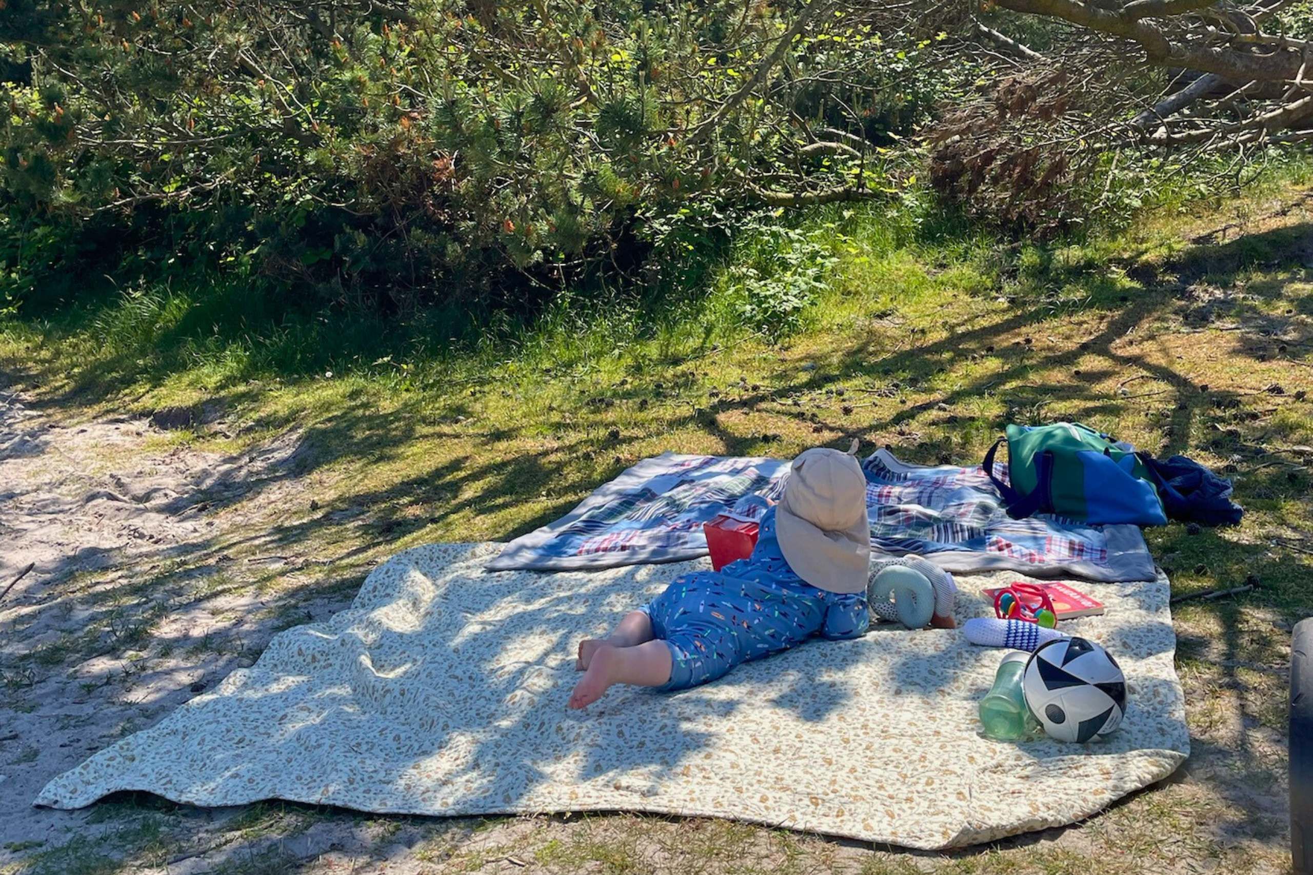 Baby in Gammendorf am Strand auf Fehmarn