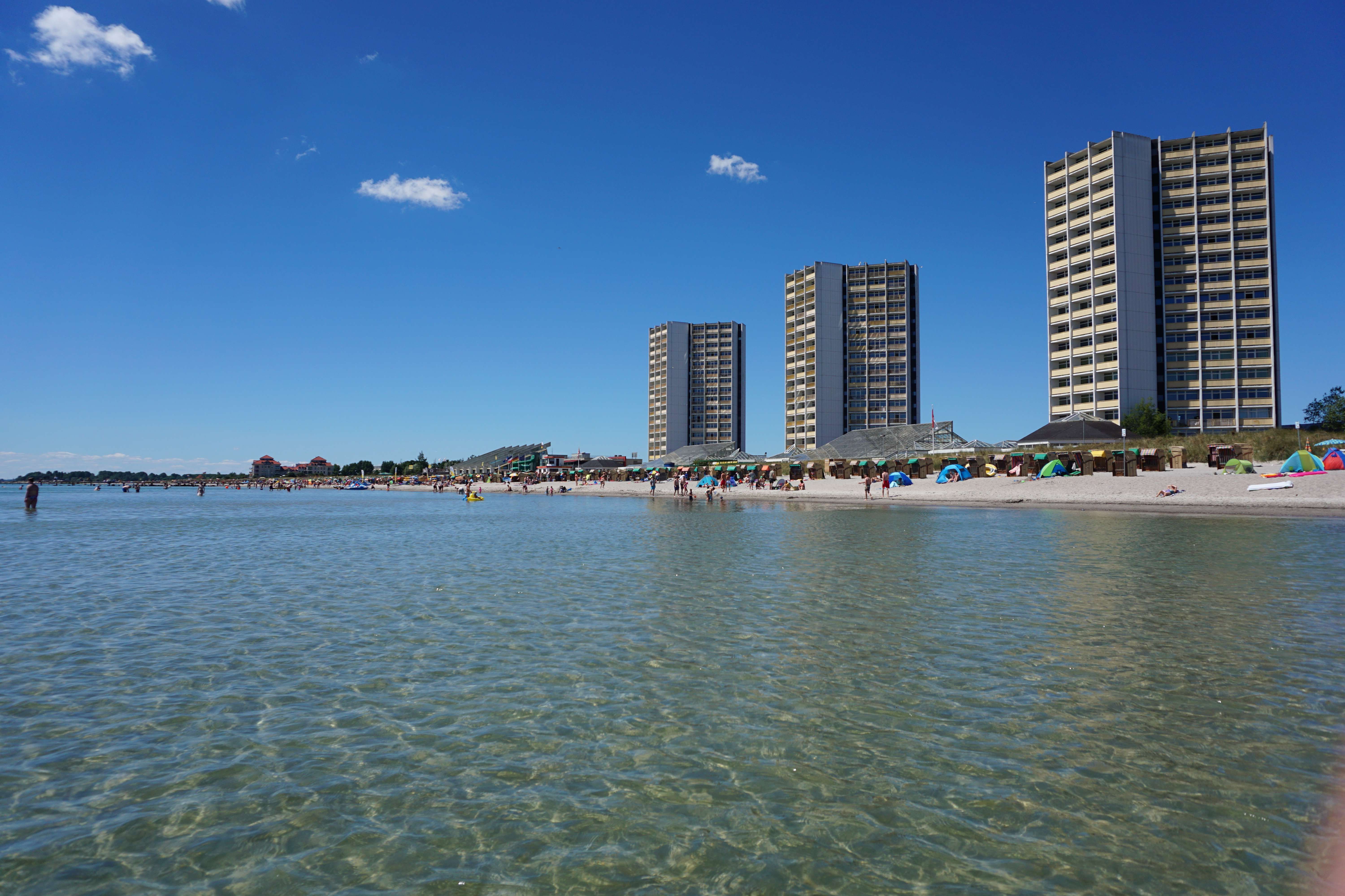 Blick auf die IFA-Türme am Südstrand auf Fehmarn