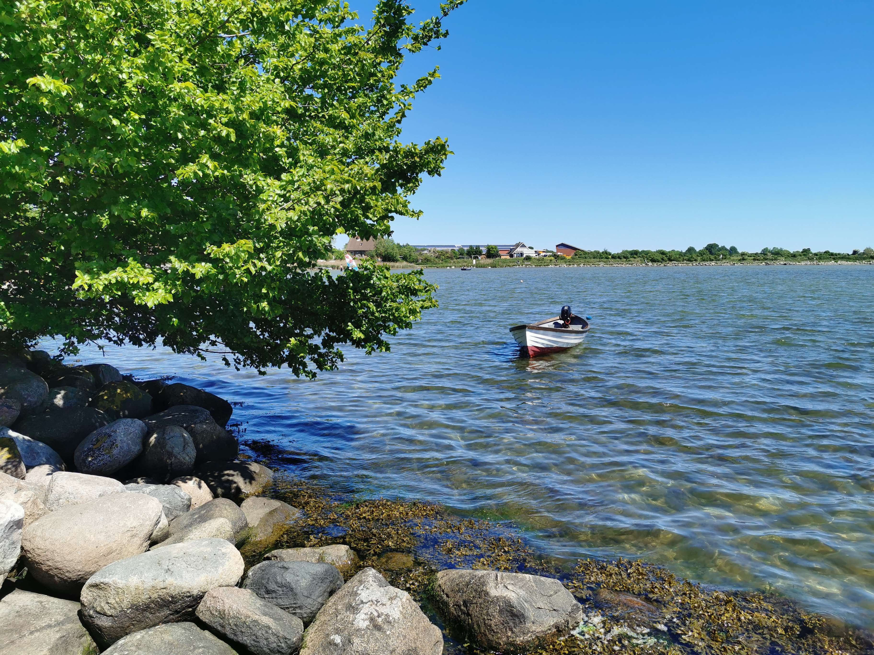 Boot in Lemkenhafen in der Orther Reede auf Fehmarn