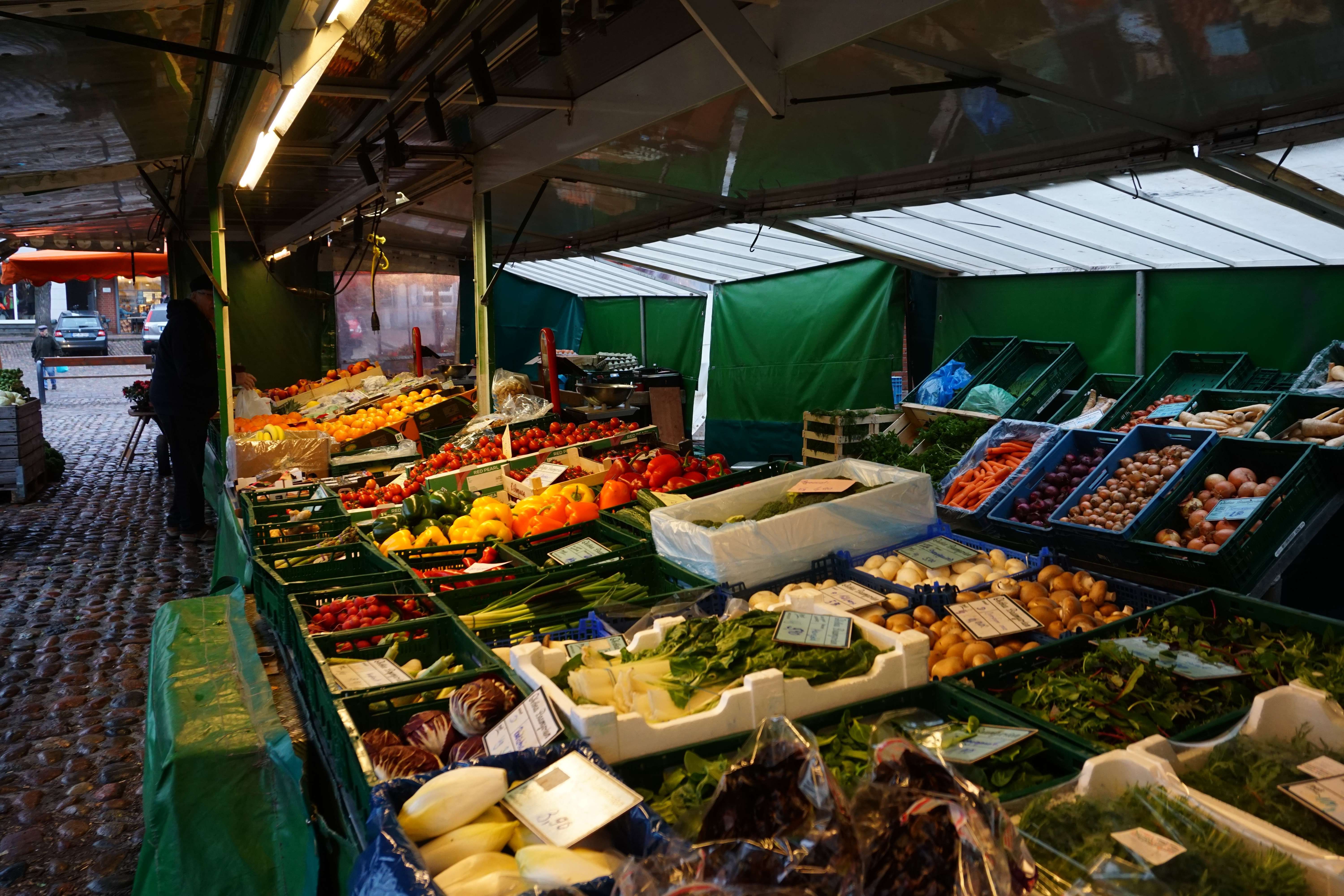 Wochenmarkt in Burg