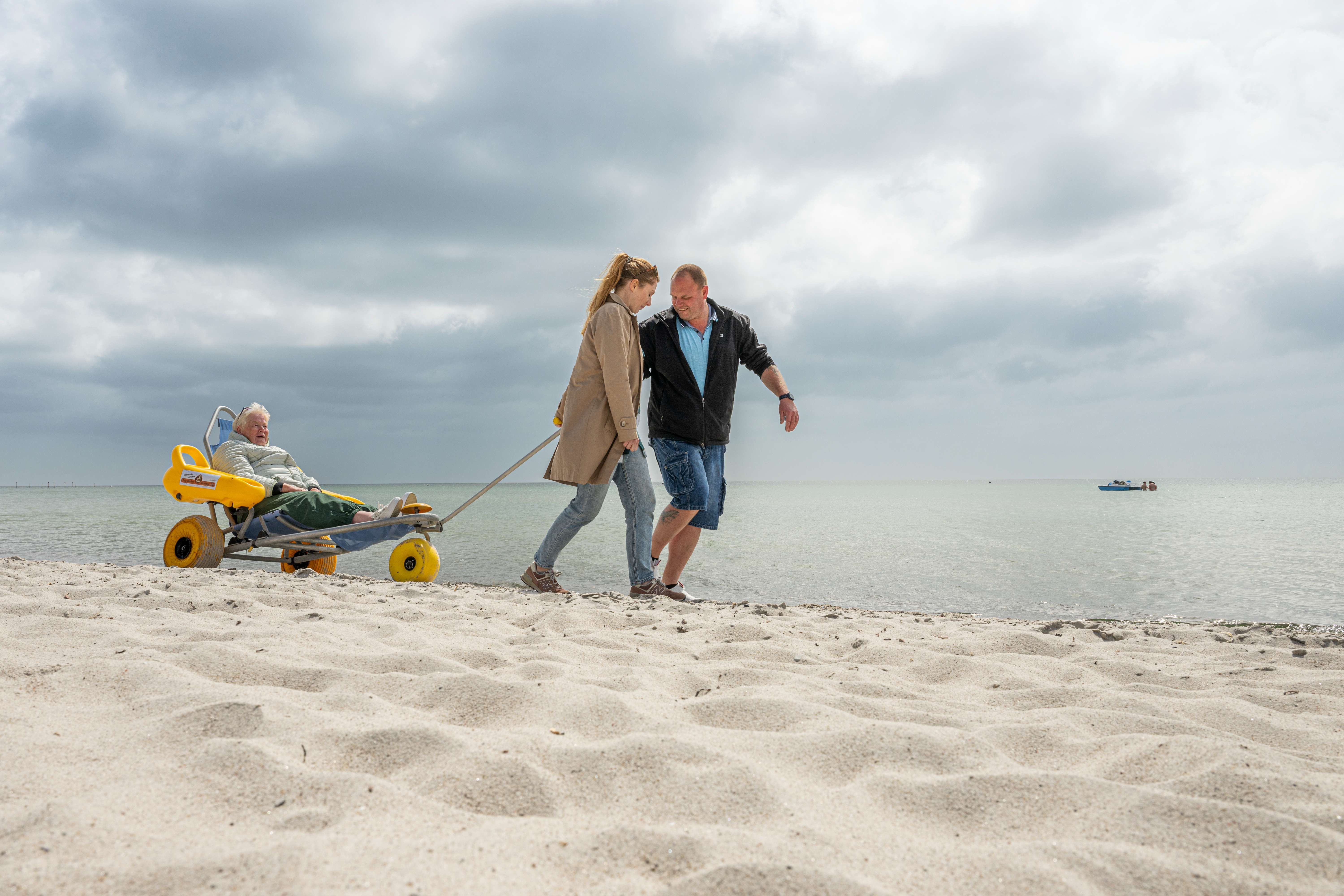 Nutzung des Strandrollstuhls am Südstrand