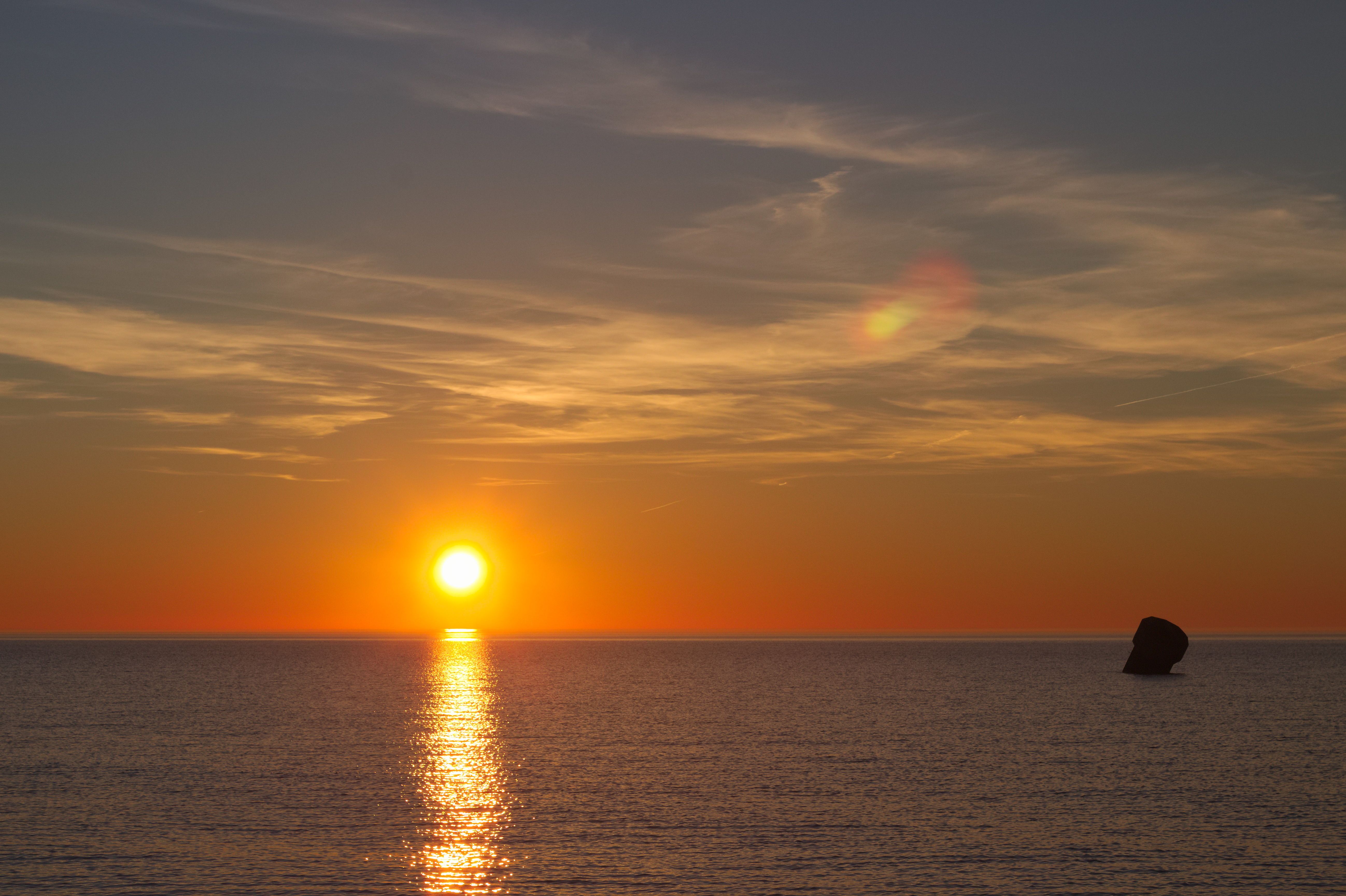 Ostseestöpsel im Sonnenuntergang auf Fehmarn 