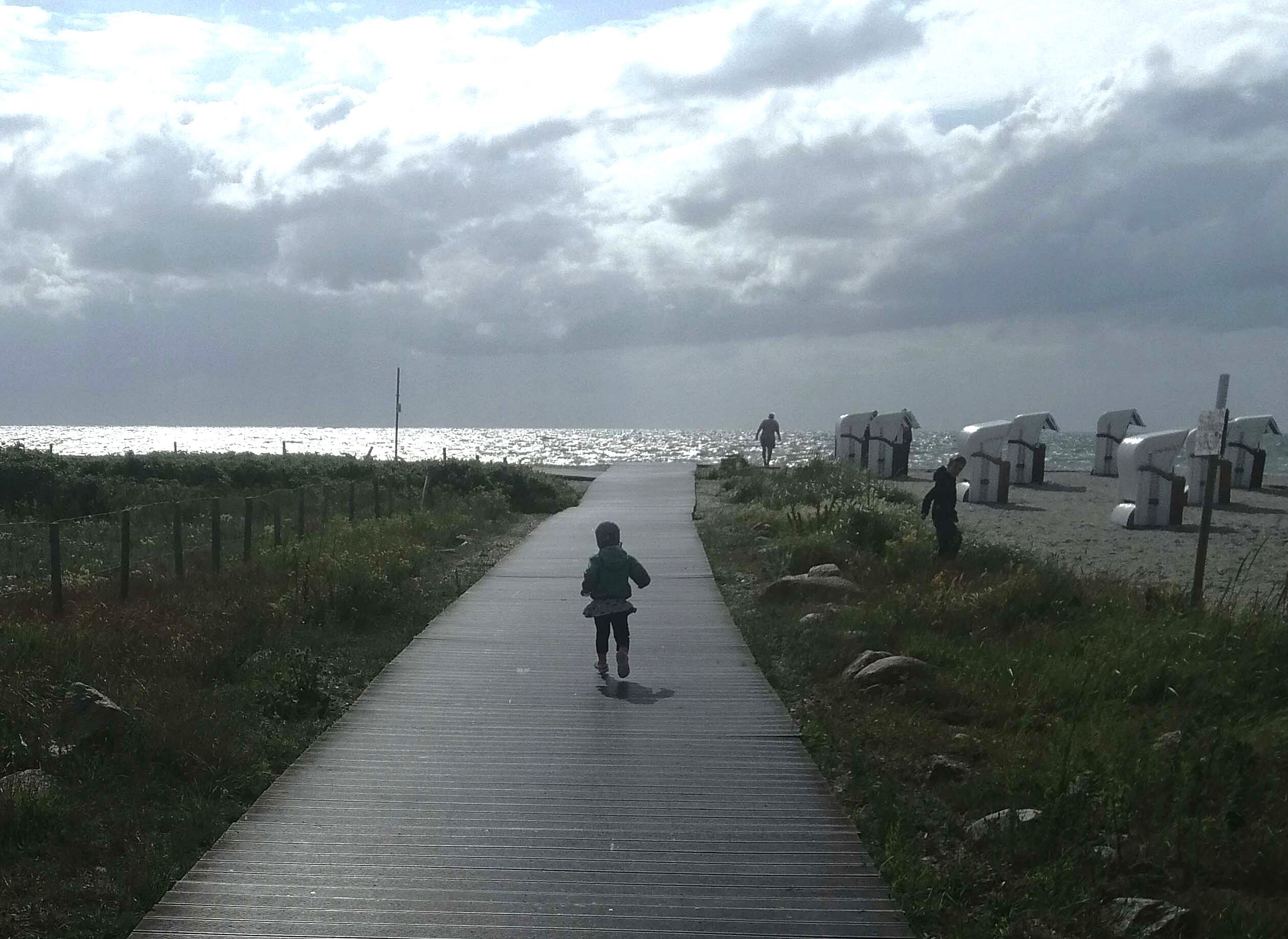 Weg am Bojendorfer Strand auf Fehmarn 