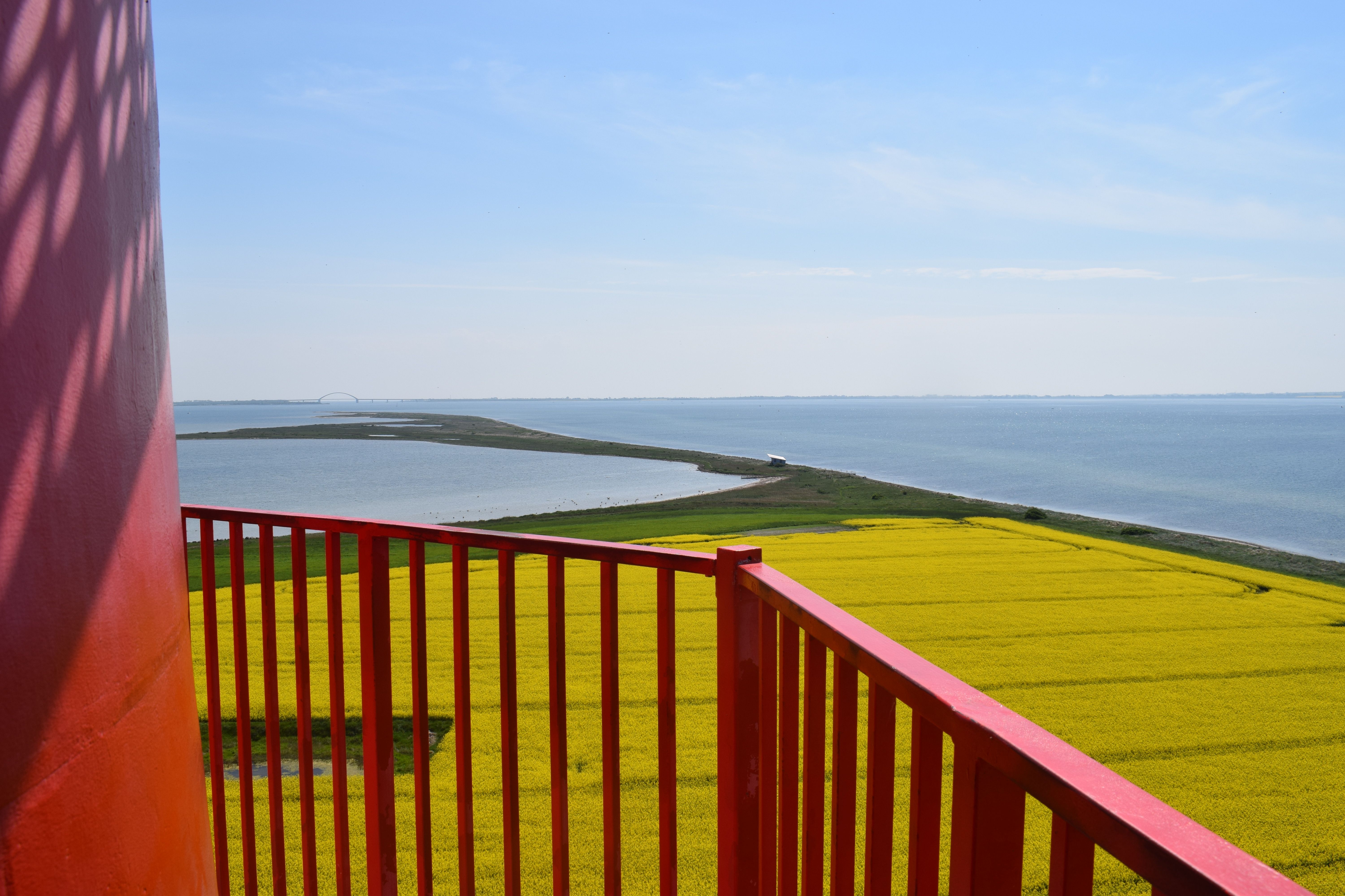 Blick vom Flügger Leuchtturm auf Fehmarn